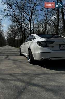Седан Honda Accord 2018 в Запорожье
