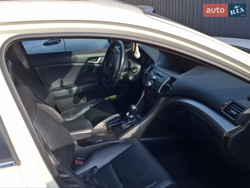 Седан Honda Accord 2008 в Житомирі