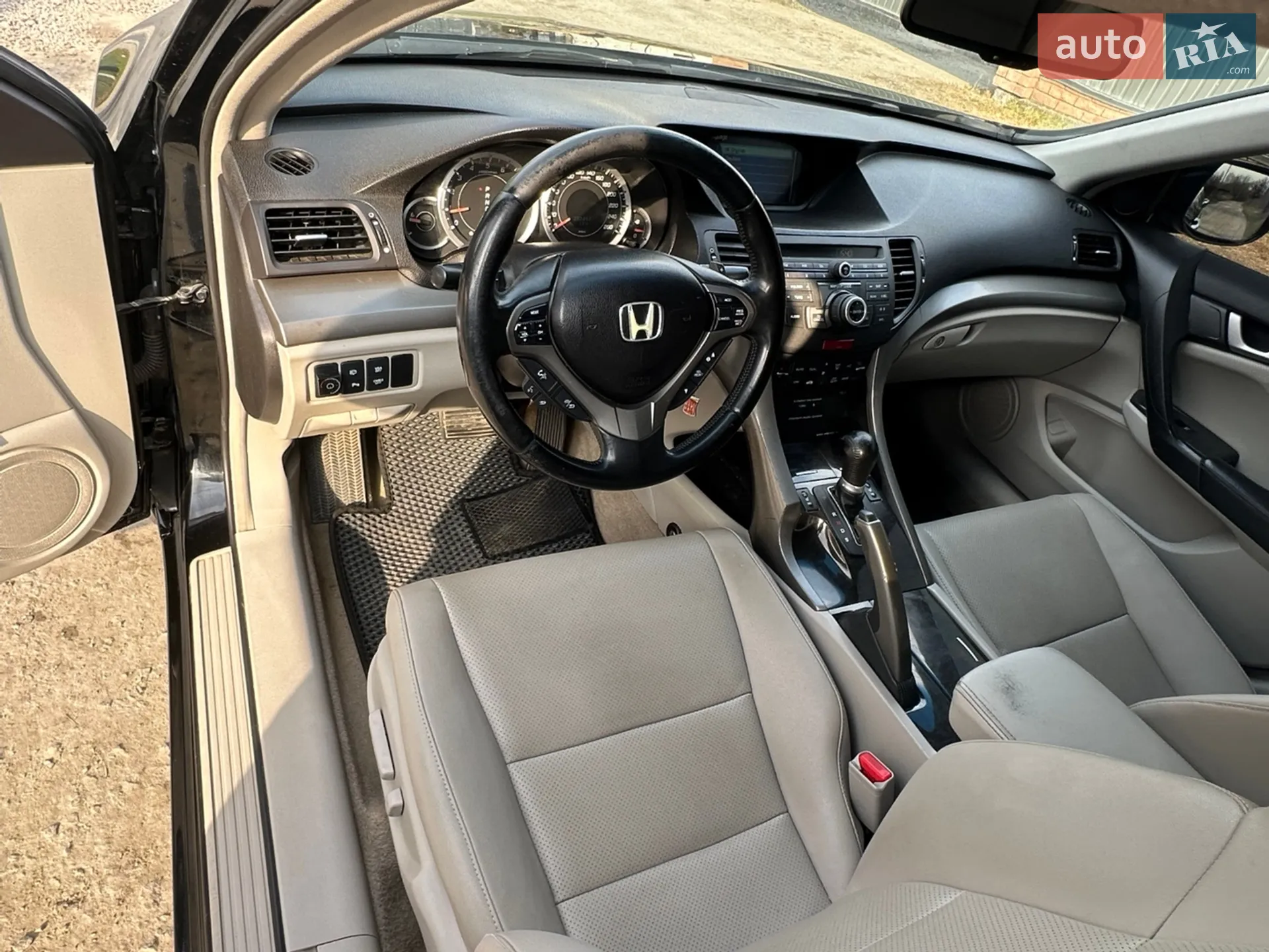 2010 Honda Accord - мініатюра 39