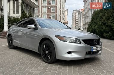 Купе Honda Accord 2008 в Киеве
