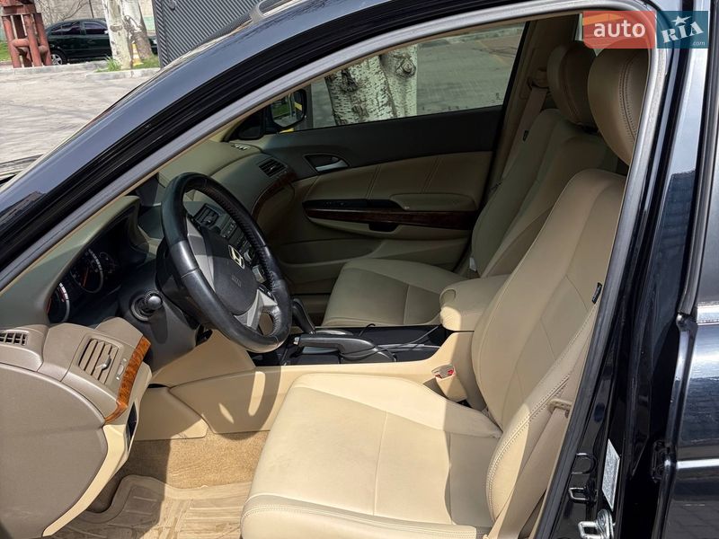 Седан Honda Accord 2008 в Днепре