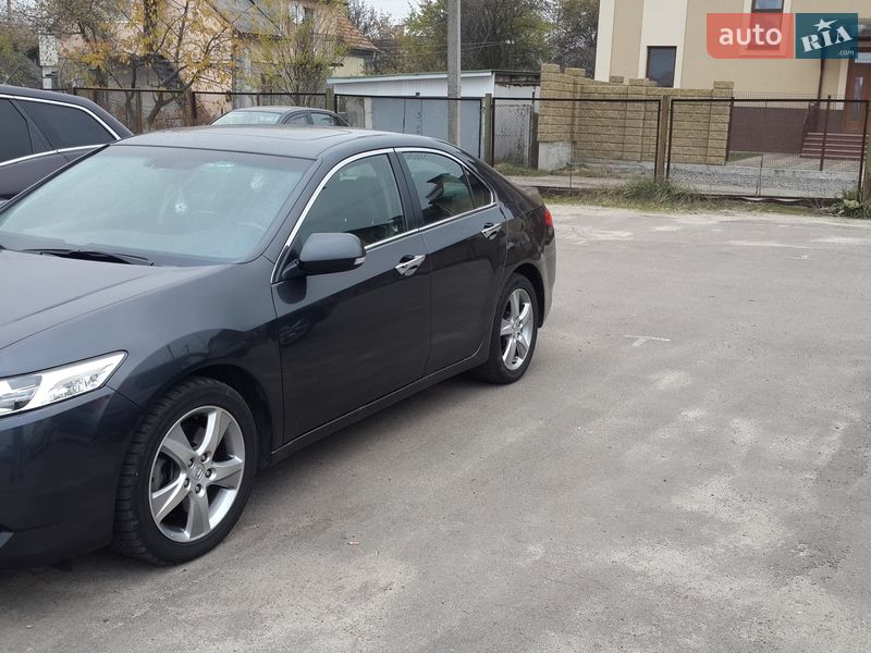 Седан Honda Accord 2012 в Львове