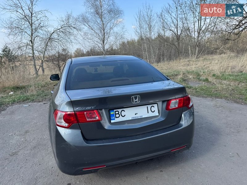 Седан Honda Accord 2009 в Шептицькому