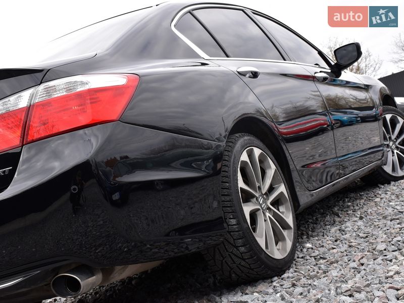 Седан Honda Accord 2014 в Дрогобичі