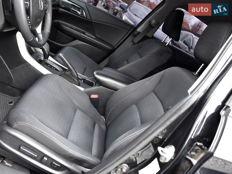 Седан Honda Accord 2014 в Дрогобичі