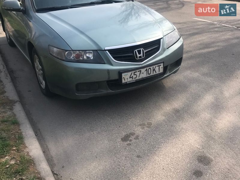 Седан Honda Accord 2003 в Киеве