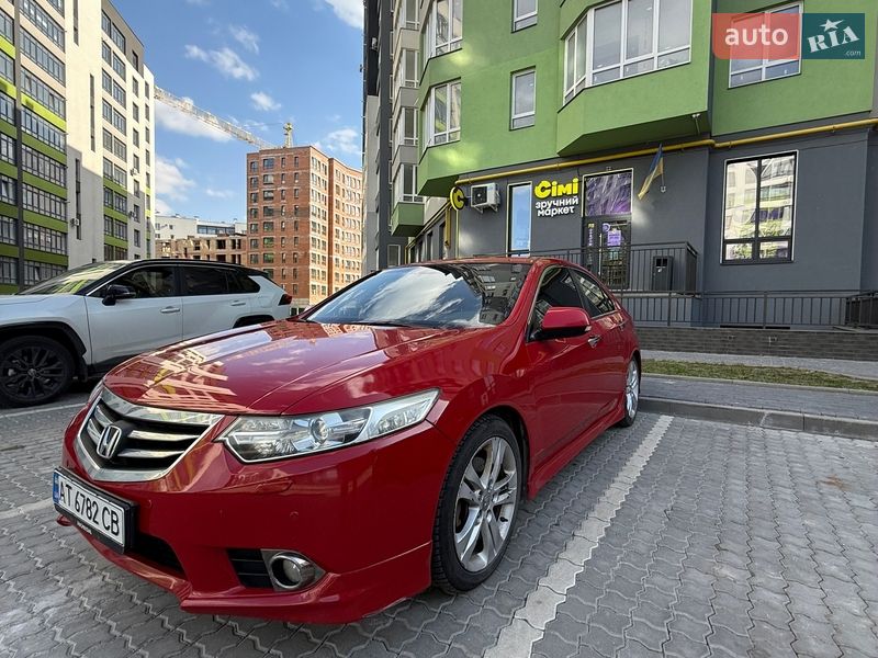 Седан Honda Accord 2012 в Ивано-Франковске