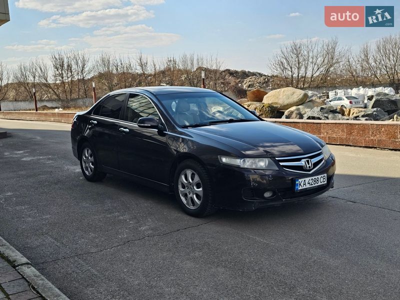 Седан Honda Accord 2006 в Киеве