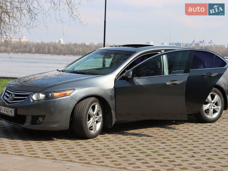 Седан Honda Accord 2008 в Киеве