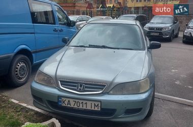 Седан Honda Accord 2001 в Киеве