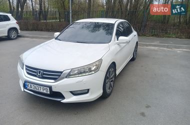 Седан Honda Accord 2013 в Буче