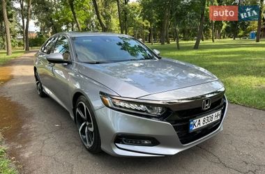 Седан Honda Accord 2020 в Киеве
