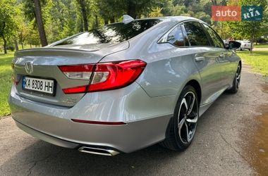 Седан Honda Accord 2020 в Киеве