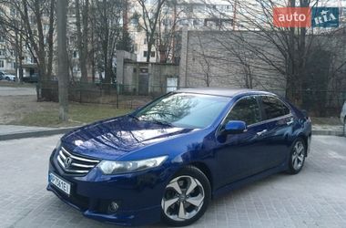 Седан Honda Accord 2010 в Львове