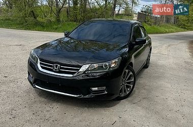 Седан Honda Accord 2014 в Дніпрі