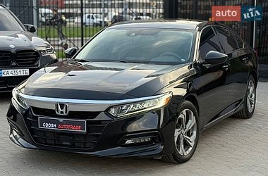 Седан Honda Accord 2018 в Києві