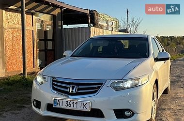 Седан Honda Accord 2012 в Чернигове