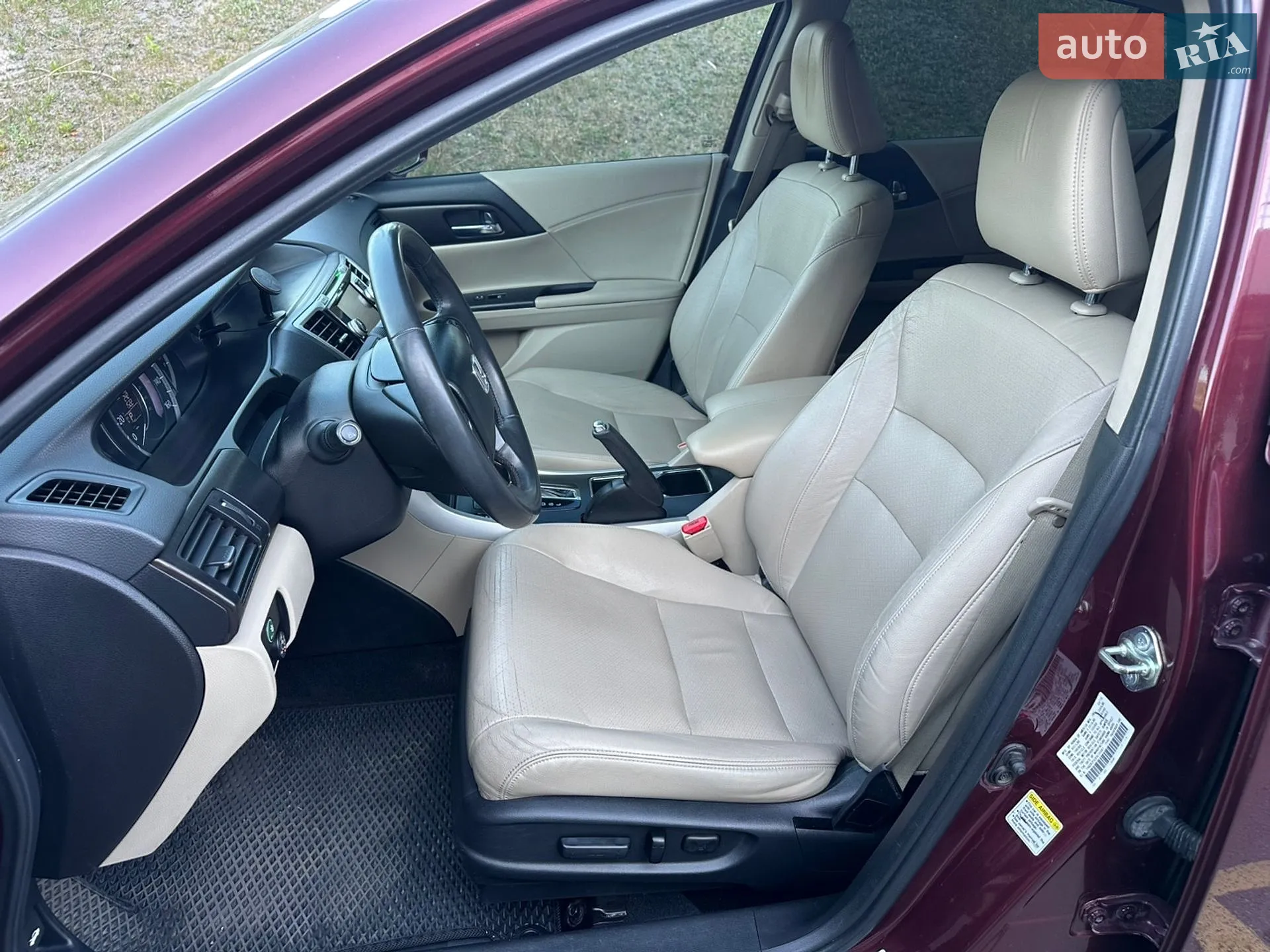 2015 Honda Accord - мініатюра 17
