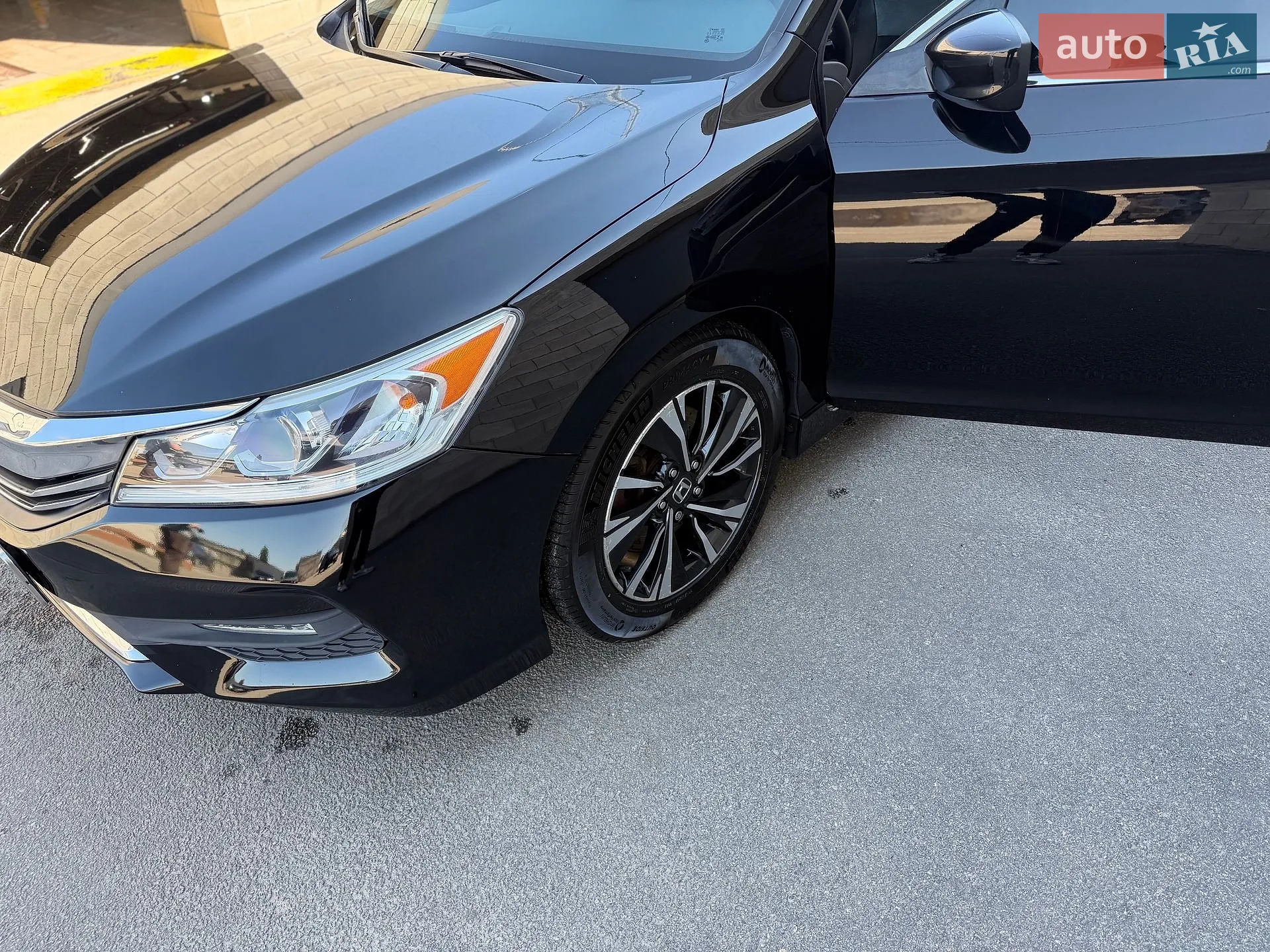 2017 Honda Accord - мініатюра 3