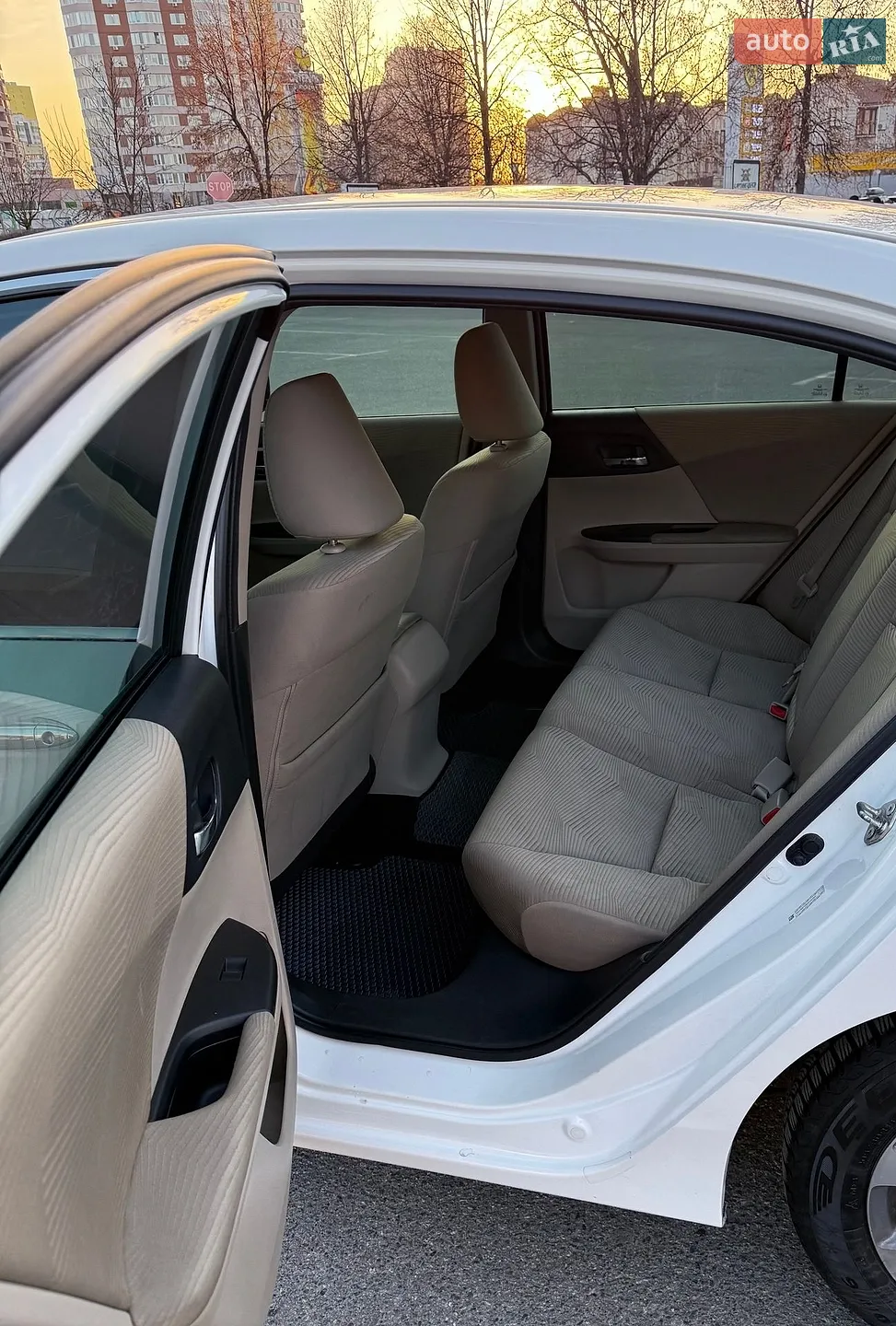 2014 Honda Accord - мініатюра 13