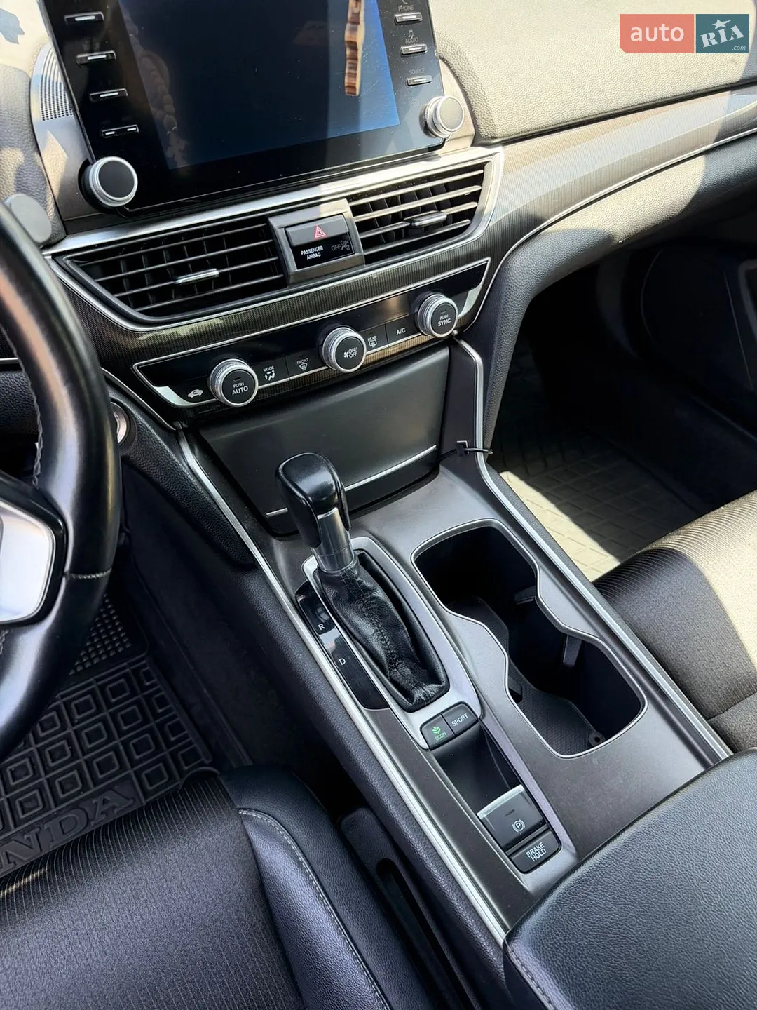 2017 Honda Accord - мініатюра 31