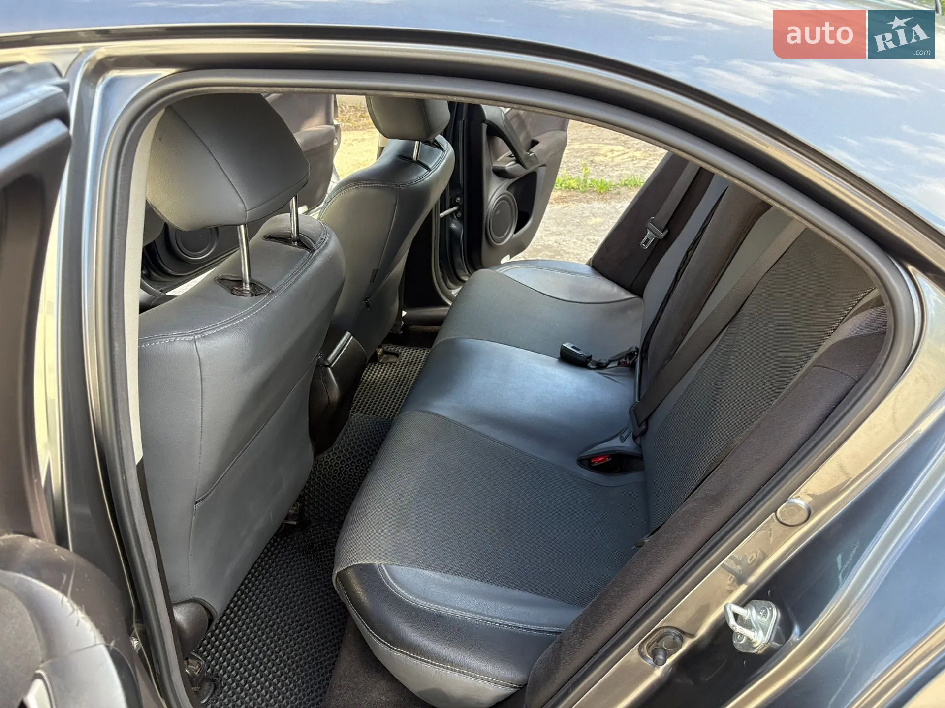 2010 Honda Accord - мініатюра 9