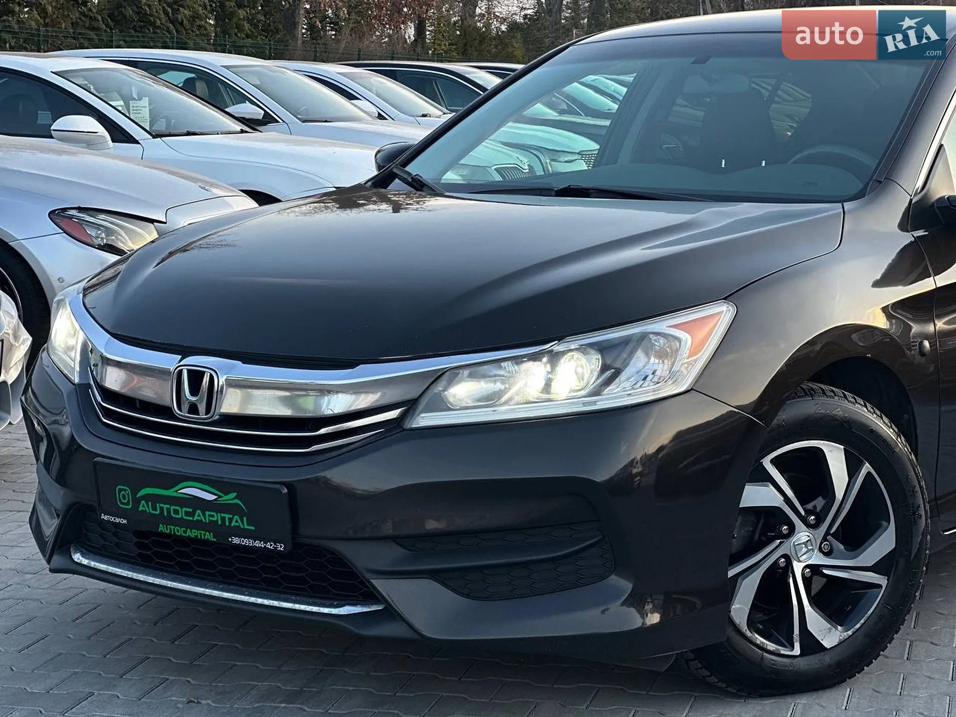 2017 Honda Accord - мініатюра 2