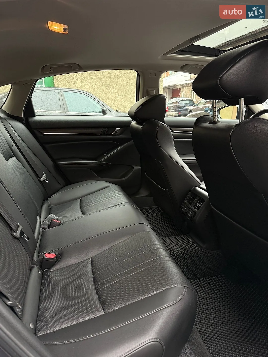 2022 Honda Accord - мініатюра 12