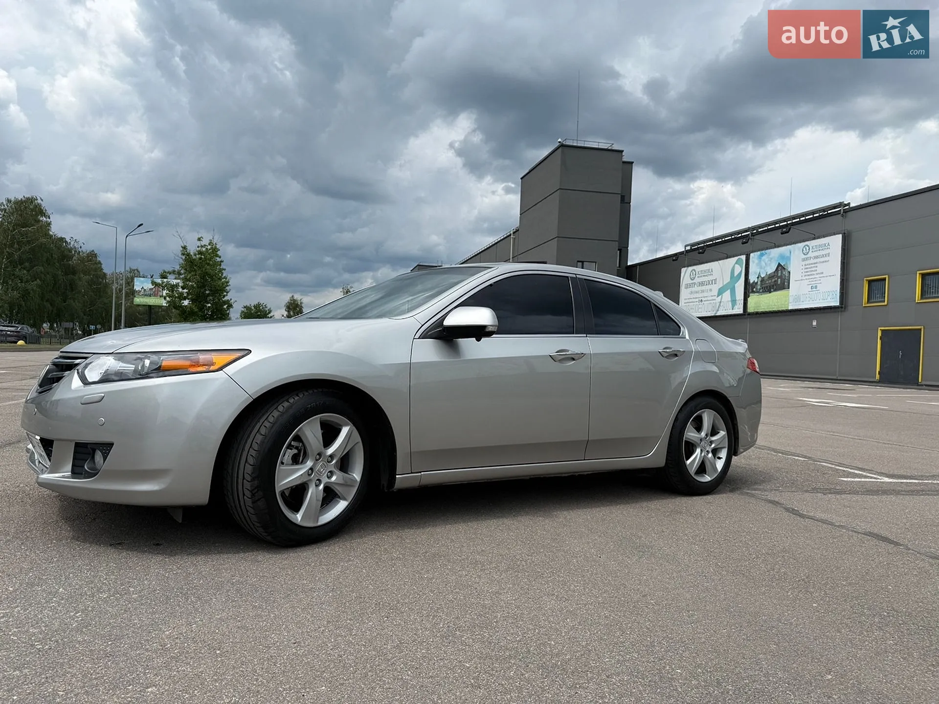 2010 Honda Accord - мініатюра 2