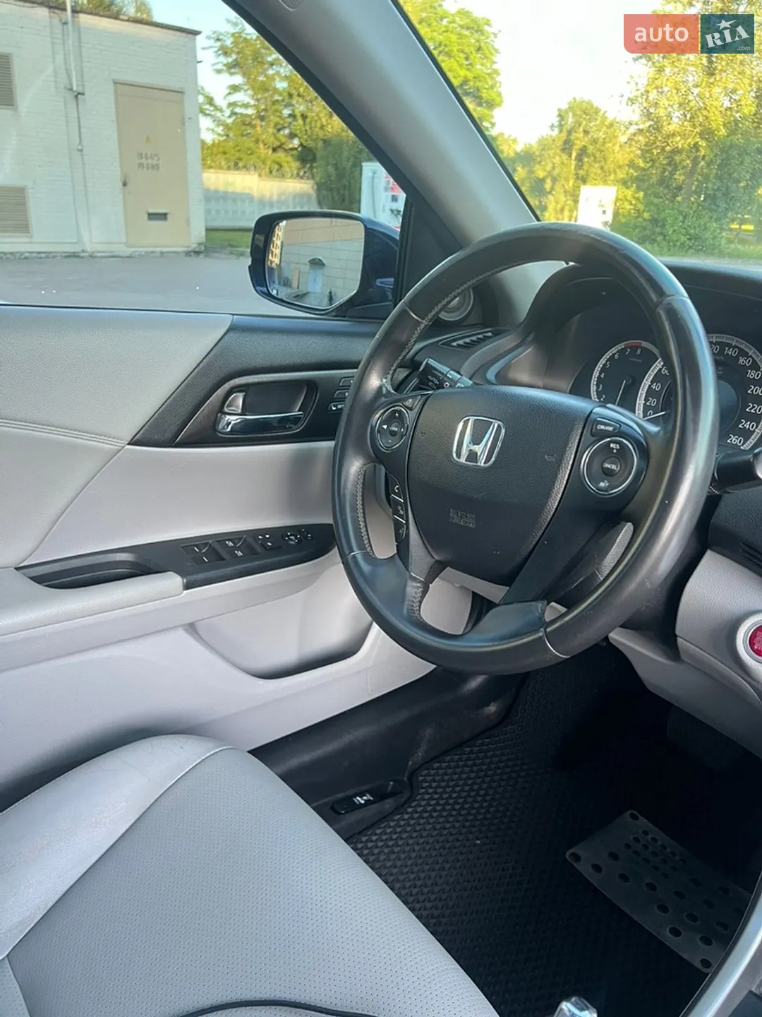 2014 Honda Accord - мініатюра 11
