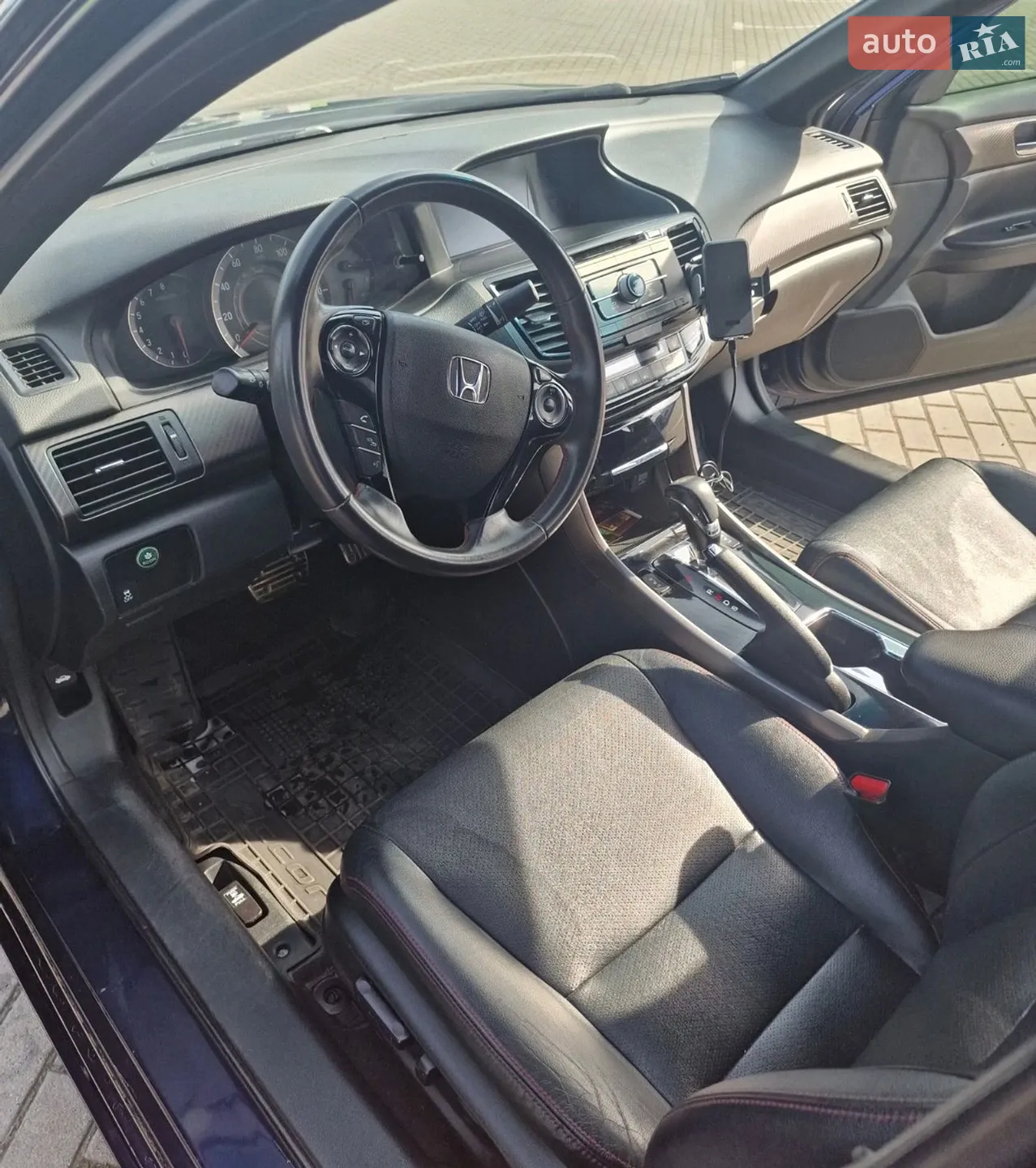 2016 Honda Accord - мініатюра 11