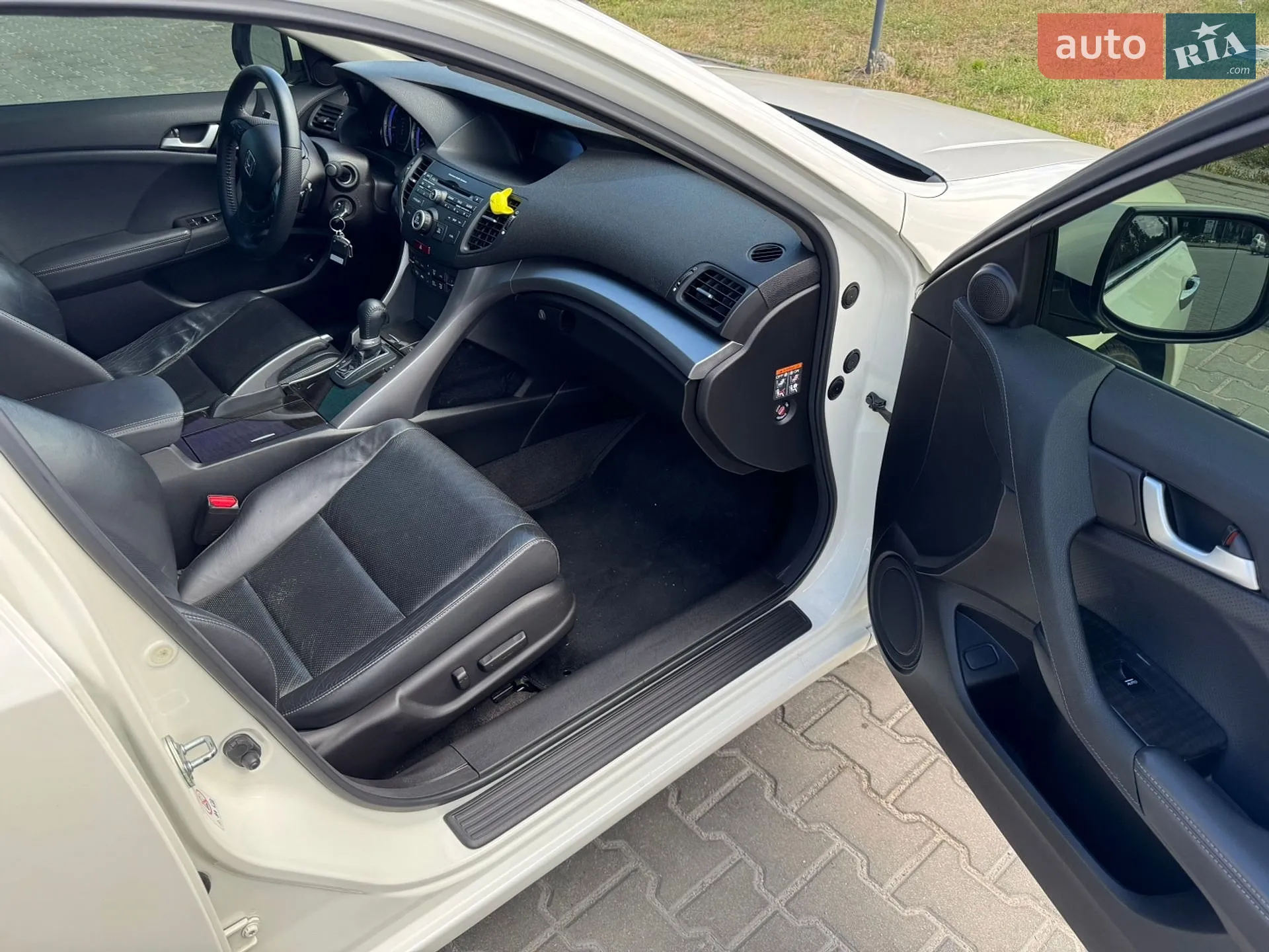 2011 Honda Accord - мініатюра 19