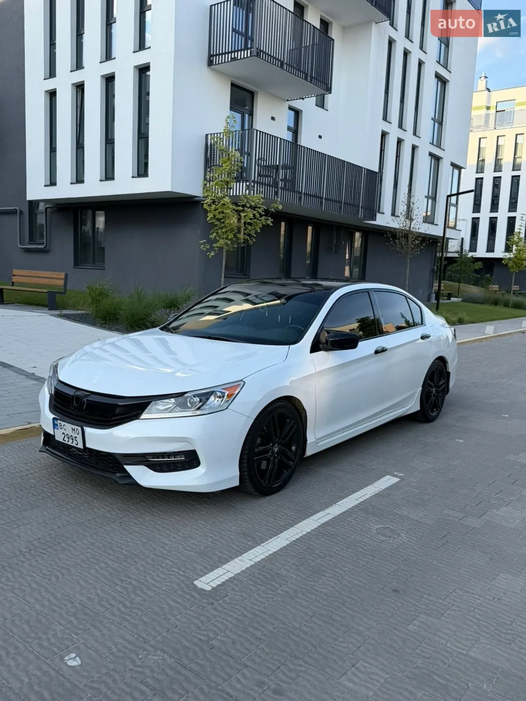 2016 Honda Accord - мініатюра 12