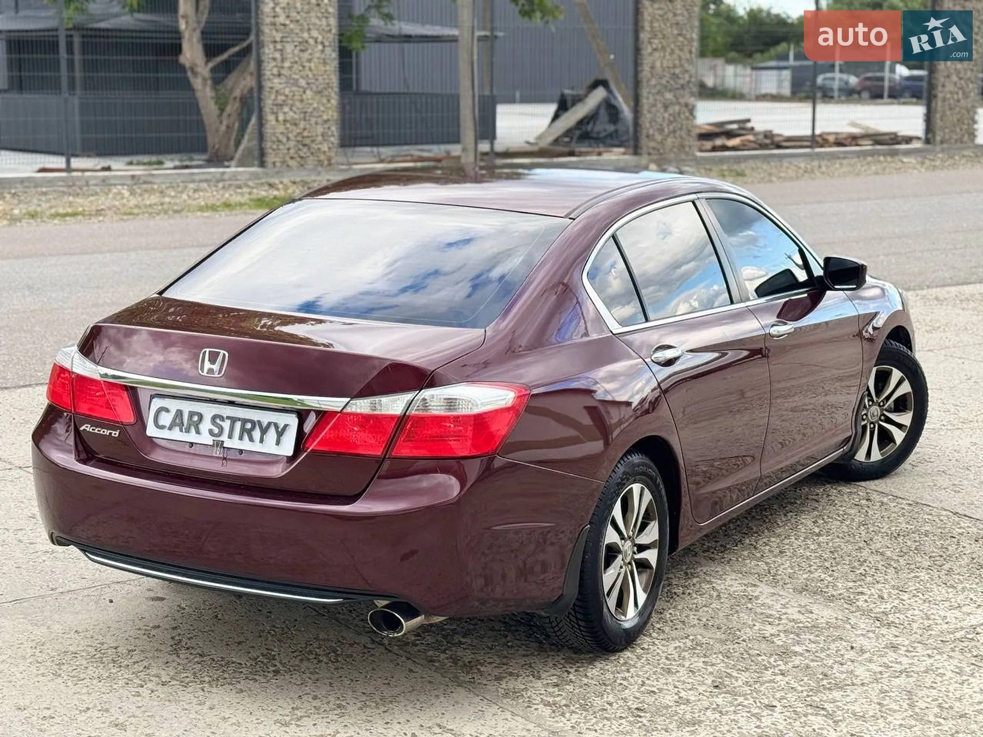 2014 Honda Accord - мініатюра 3
