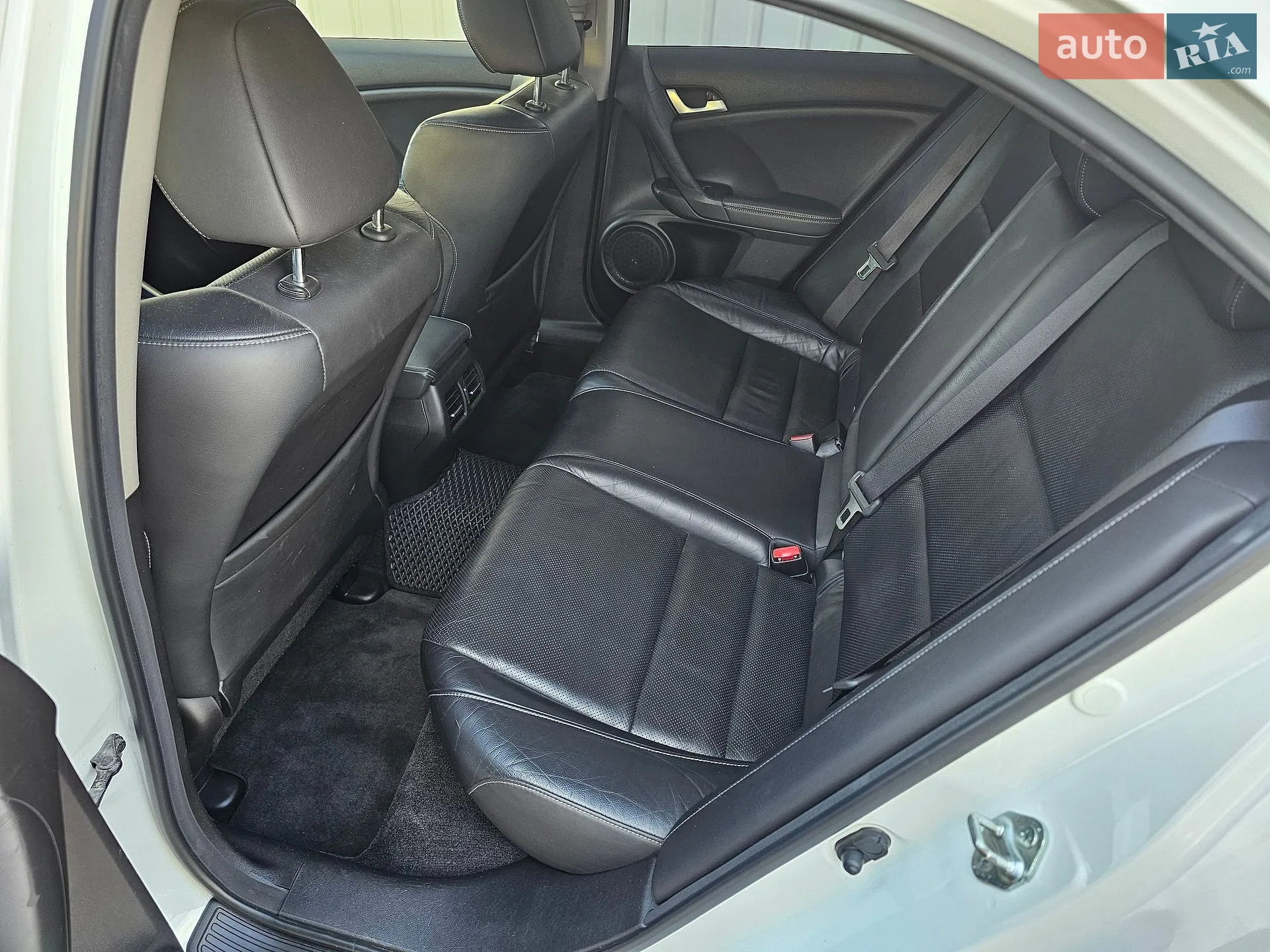 2012 Honda Accord - мініатюра 36