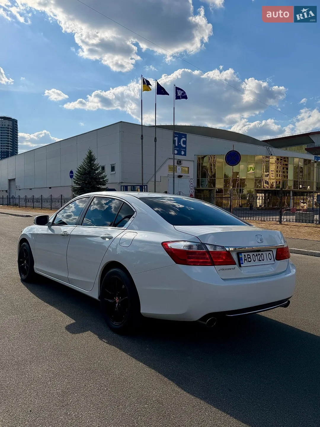 2013 Honda Accord - мініатюра 17
