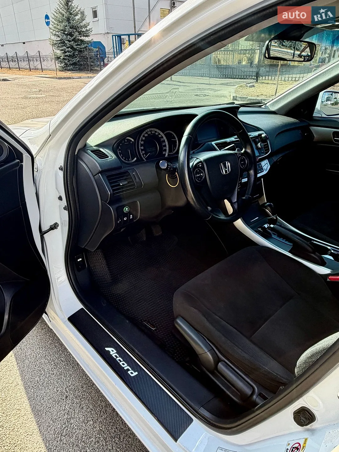2013 Honda Accord - мініатюра 27