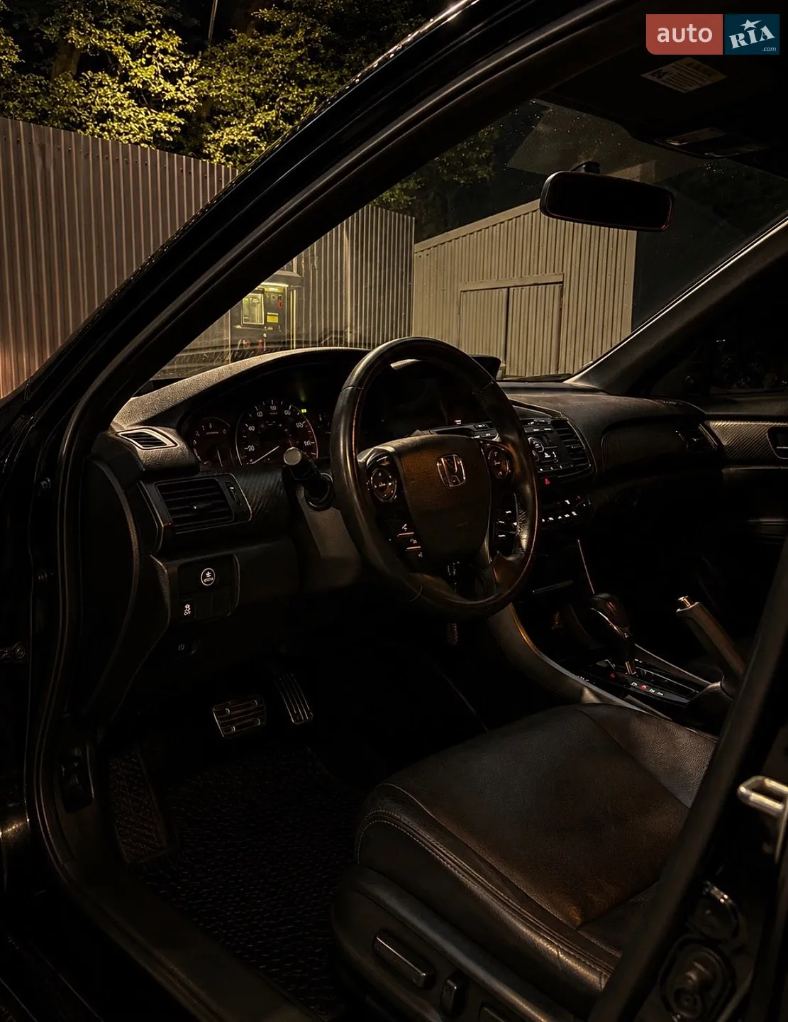2016 Honda Accord - мініатюра 18