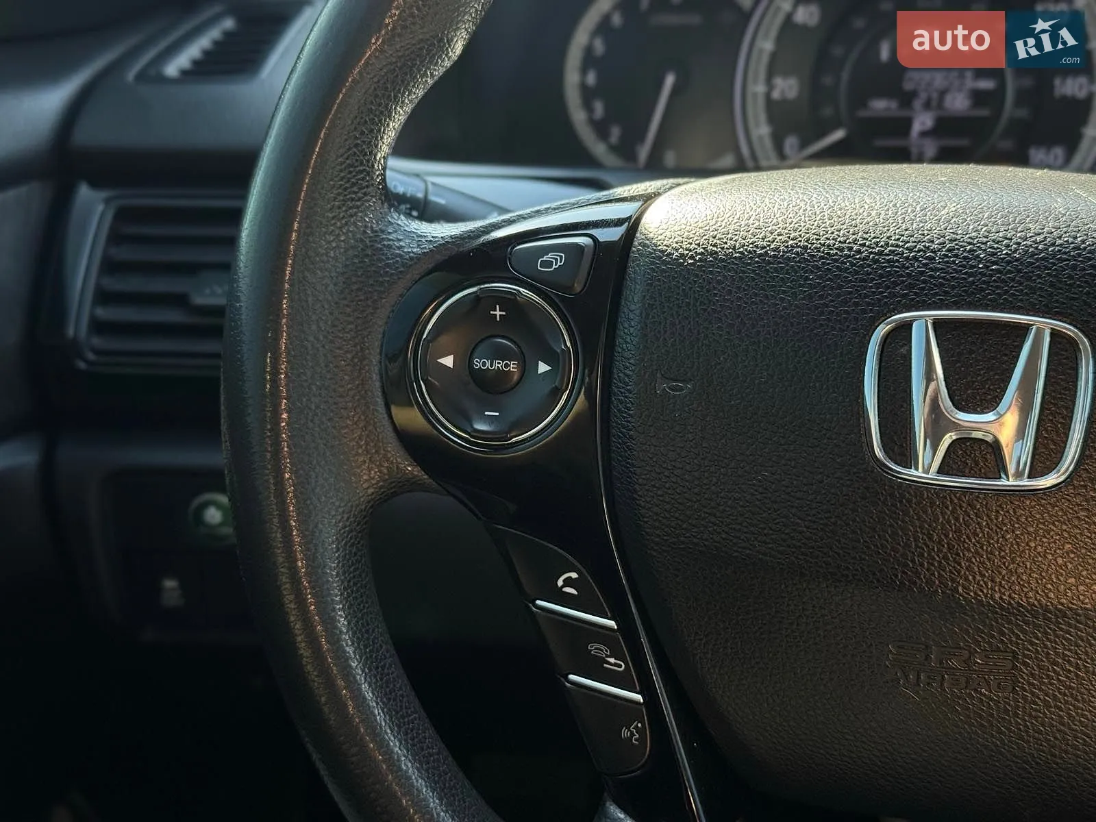2015 Honda Accord - мініатюра 32