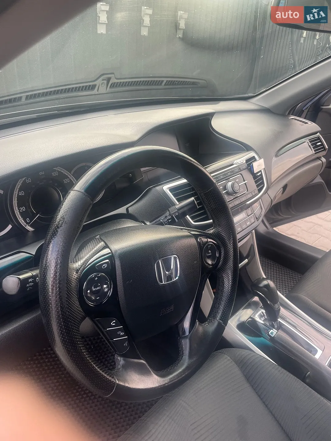 2016 Honda Accord - мініатюра 15
