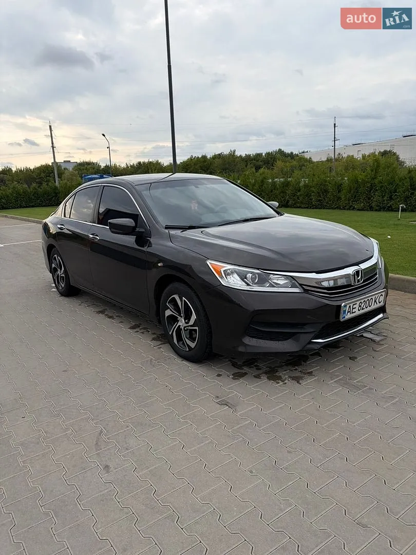 2017 Honda Accord - фото 1