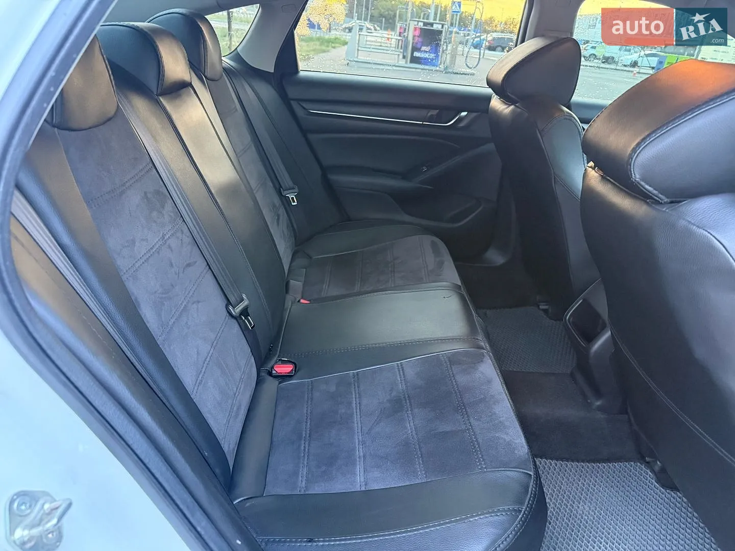 2019 Honda Accord - мініатюра 16