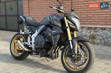 Мотоцикл Без обтекателей (Naked bike) Honda CB 1000R 2012 в 