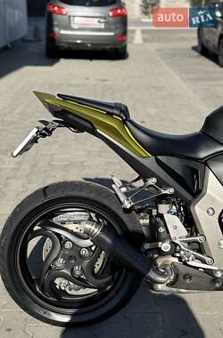 Мотоцикл Без обтекателей (Naked bike) Honda CB 1000R 2010 в 