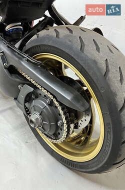 Мотоцикл Без обтекателей (Naked bike) Honda CB 1000R 2010 в 