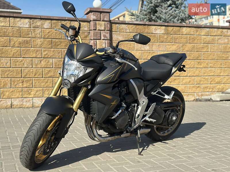 Мотоцикл Без обтекателей (Naked bike) Honda CB 1000R 2012 в Киеве