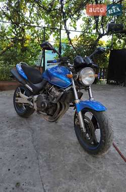Спортбайк Honda CB 250F Hornet 2000 в Одессе