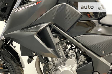 Мотоцикл Без обтекателей (Naked bike) Honda CB 250T Hawk 2018 в 