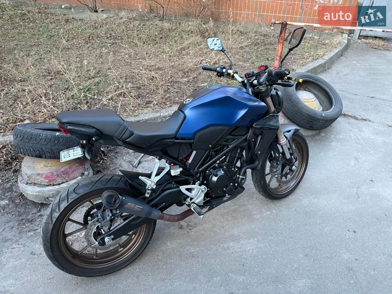 Мотоцикл Без обтекателей (Naked bike) Honda CB 300F 2020 в Киеве фото 16 Мотоцикл Без обтекателей (Naked bike) Honda CB 300F 2020 в Киеве