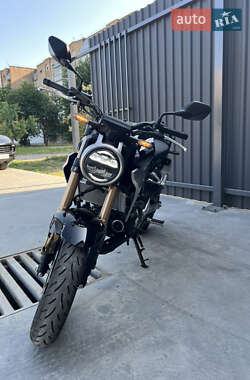 Мотоцикл Без обтекателей (Naked bike) Honda CB 300R 2021 в Ватутино